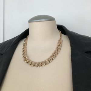 Chain necklace
